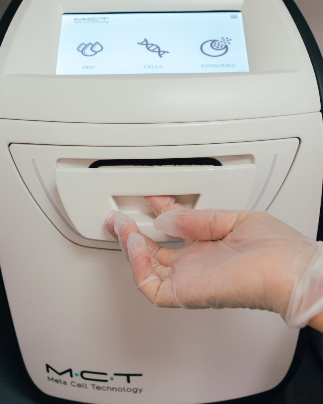 15 tclinic-medicina-estetica-bienestar-toledo-dermatologia-cirugia-plastica-ginecologia-regenerativa-capilar-medicina-regenerativa-rehabilitacion-obesidad-longevidad-oncologia